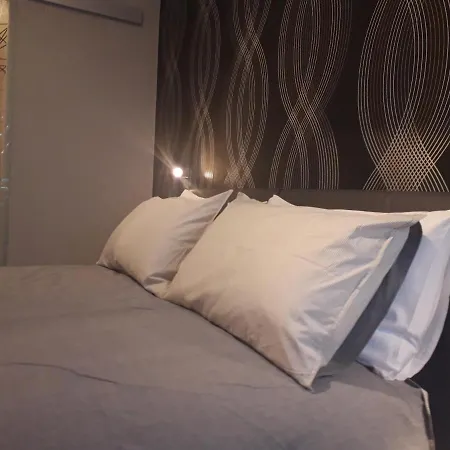 Attico Con Vista Roma - Private De Luxe Ciampino