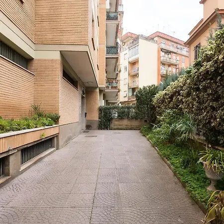 Attico Con Vista Roma - Luxury Con Terrazzo Appartement *