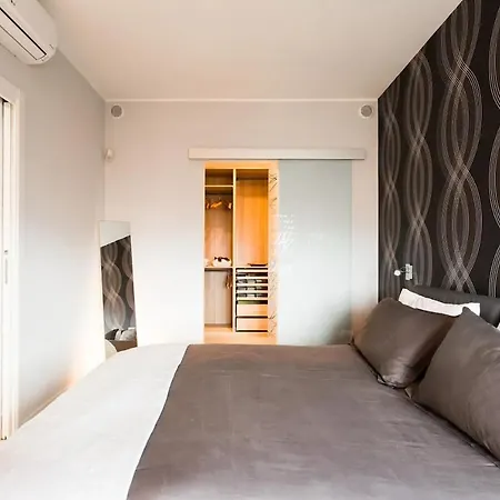 Attico Con Vista Roma - Luxury Con Terrazzo * Ciampino