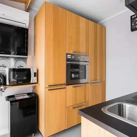 Attico Con Vista Roma - Private De Luxe